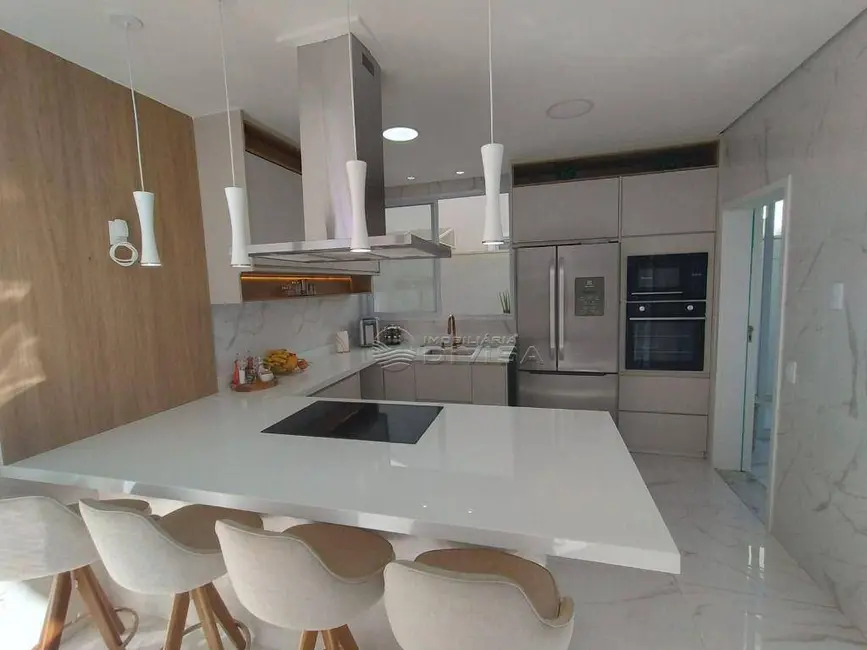 Casa de Condomínio com 4 quartos à venda, 382m2 em Itupeva - SP - imagem 9 Foto 9 de Casa de Condomínio com 4 quartos à venda, 382m2 em Itupeva - SP