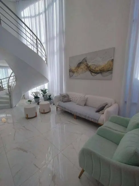 Casa de Condomínio com 4 quartos à venda, 382m2 em Itupeva - SP - imagem 5 Foto 5 de Casa de Condomínio com 4 quartos à venda, 382m2 em Itupeva - SP