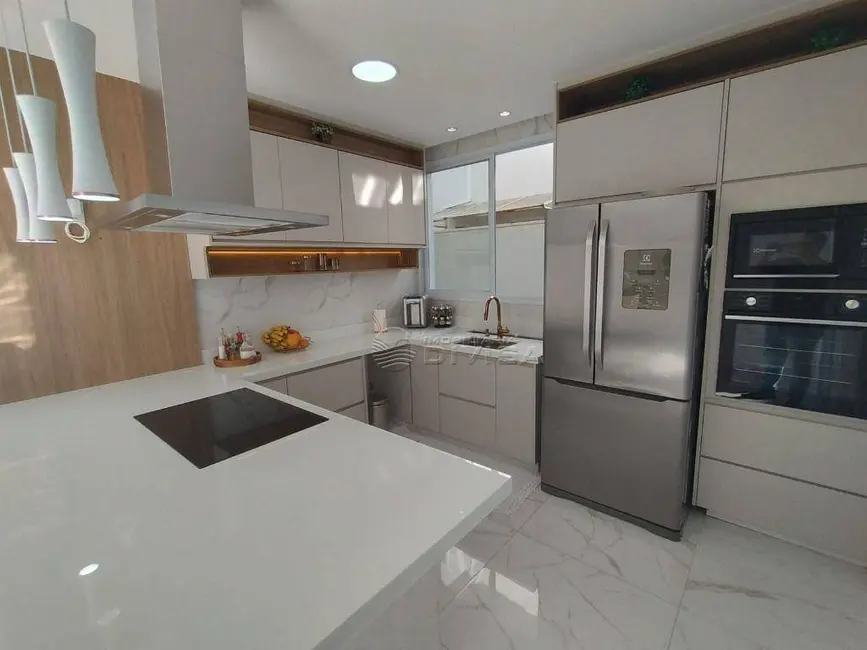 Casa de Condomínio com 4 quartos à venda, 382m2 em Itupeva - SP - imagem 7 Foto 7 de Casa de Condomínio com 4 quartos à venda, 382m2 em Itupeva - SP