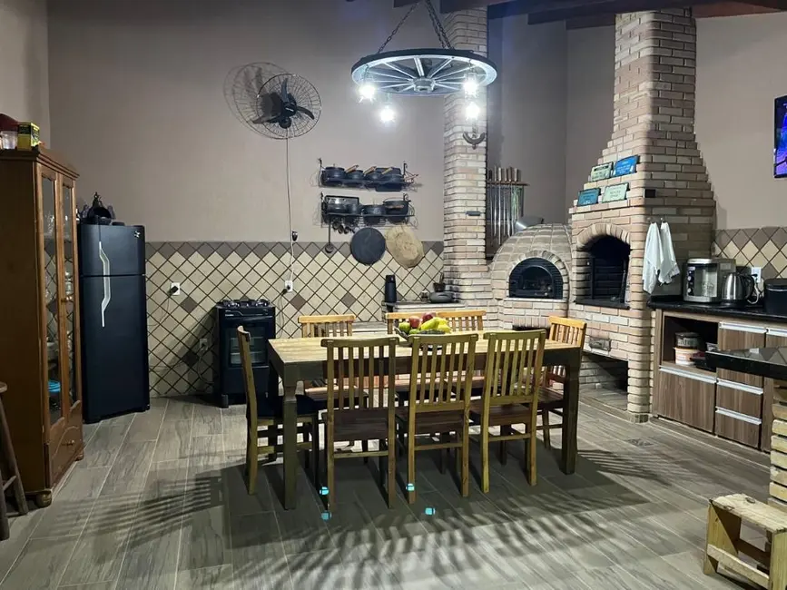 Casa com 3 quartos à venda, 250m2 em Itupeva - SP - imagem 1 Foto 1 de Casa com 3 quartos à venda, 250m2 em Itupeva - SP