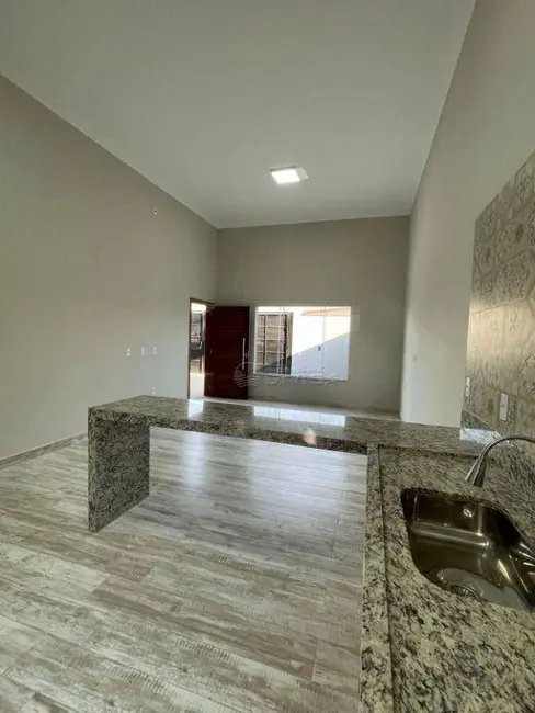 Casa com 3 quartos à venda, 200m2 em Elias Fausto - SP - imagem 9 Foto 9 de Casa com 3 quartos à venda, 200m2 em Elias Fausto - SP