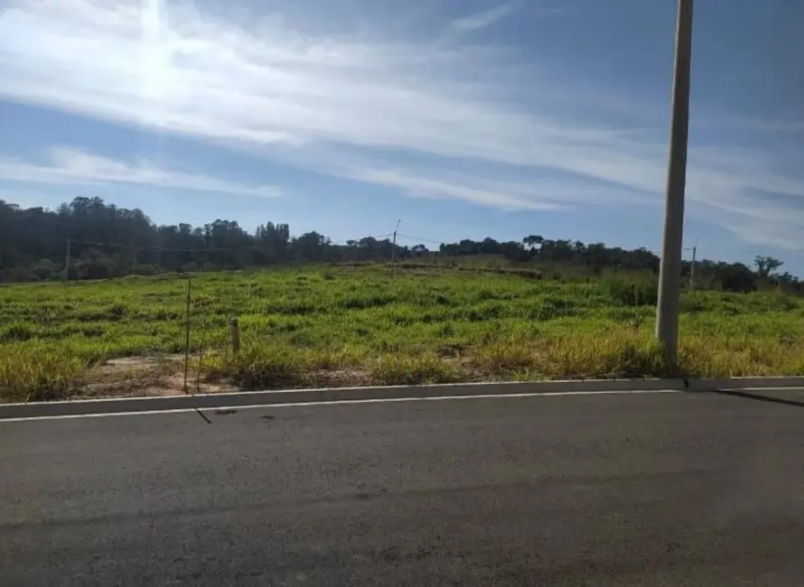 Foto 1 de Terreno / Lote à venda, 175m2 em Elias Fausto - SP