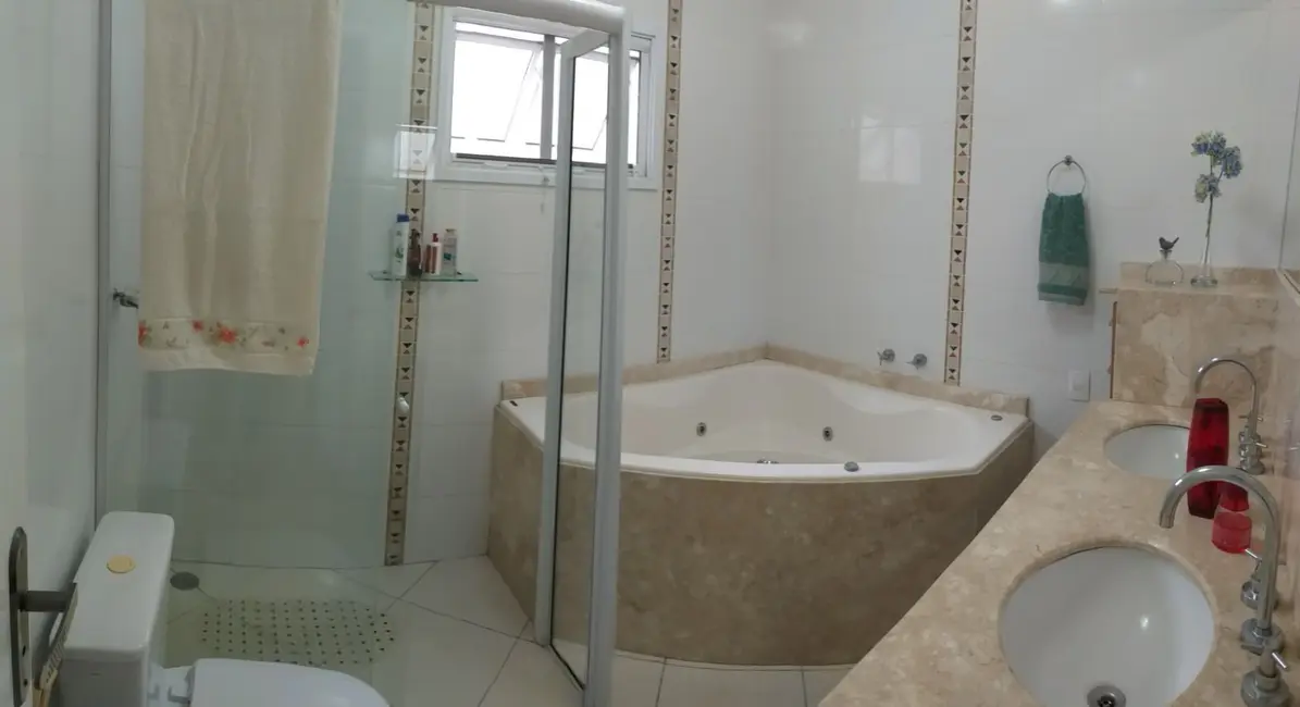 Casa de Condomínio com 3 quartos à venda, 350m2 em Jardim Amstalden Residence, Indaiatuba - SP - imagem 8 Foto 8 de Casa de Condomínio com 3 quartos à venda, 350m2 em Jardim Amstalden Residence, Indaiatuba - SP