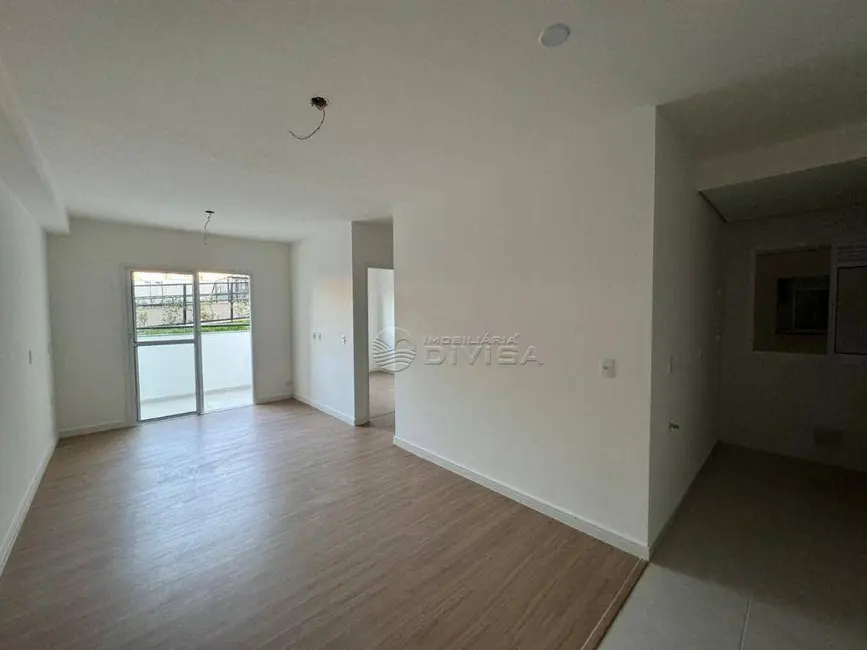 Foto 2 de Apartamento com 2 quartos à venda, 64m2 em Engordadouro, Jundiai - SP