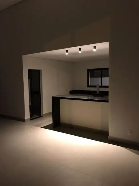 Foto 3 de Casa de Condomínio com 3 quartos à venda, 300m2 em Itupeva - SP