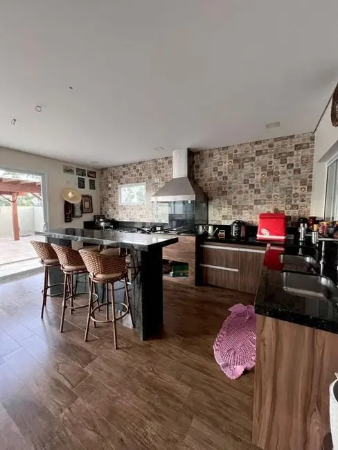 Casa de Condomínio com 3 quartos à venda, 372m2 em Itupeva - SP - imagem 5 Foto 5 de Casa de Condomínio com 3 quartos à venda, 372m2 em Itupeva - SP