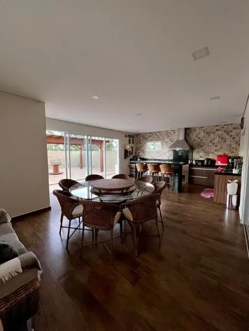 Casa de Condomínio com 3 quartos à venda, 372m2 em Itupeva - SP - imagem 4 Foto 4 de Casa de Condomínio com 3 quartos à venda, 372m2 em Itupeva - SP