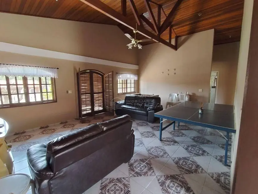 Chácara com 4 quartos à venda, 1500m2 em Itupeva - SP - imagem 4 Foto 4 de Chácara com 4 quartos à venda, 1500m2 em Itupeva - SP