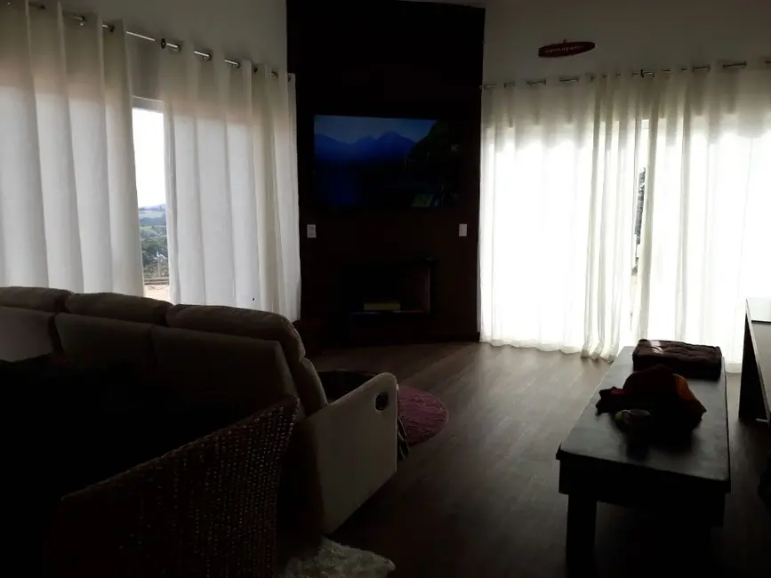 Chácara com 2 quartos à venda, 20000m2 em Parque da Fazenda II, Jundiai - SP - imagem 7 Foto 7 de Chácara com 2 quartos à venda, 20000m2 em Parque da Fazenda II, Jundiai - SP