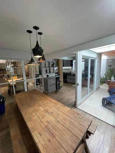 Foto 1 de Casa de Condomínio com 3 quartos à venda, 160m2 em Medeiros, Jundiai - SP