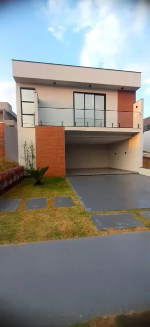 Foto 1 de Casa com 3 quartos à venda, 208m2 em Indaiatuba - SP