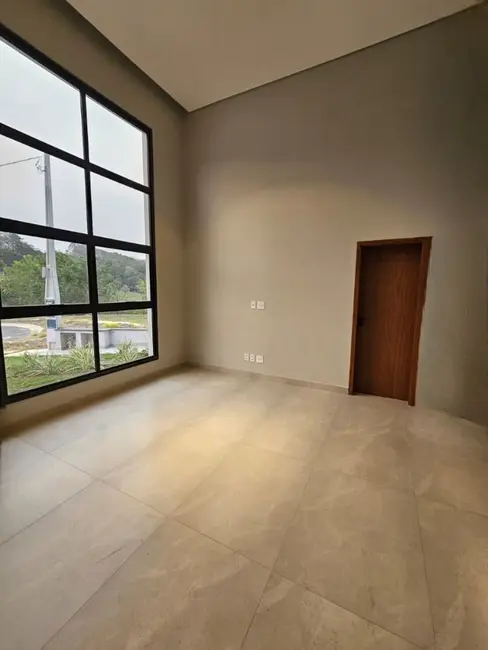 Foto 2 de Casa de Condomínio à venda, 264m2 em Indaiatuba - SP