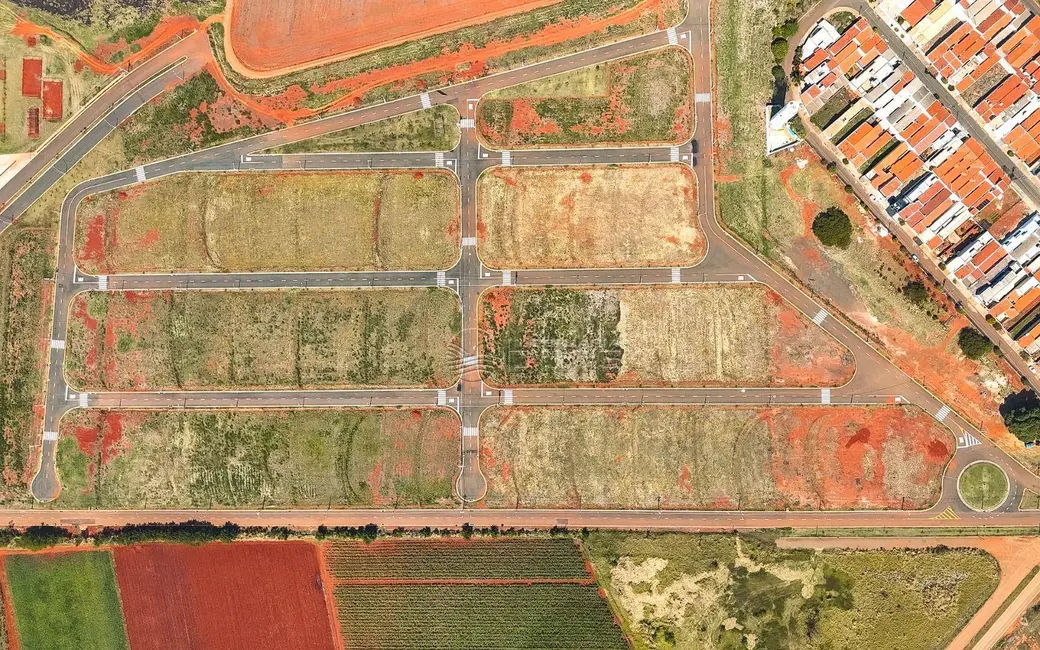 Foto 1 de Terreno / Lote à venda, 175m2 em Elias Fausto - SP