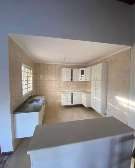 Foto 1 de Casa com 2 quartos à venda, 250m2 em Cabreuva - SP