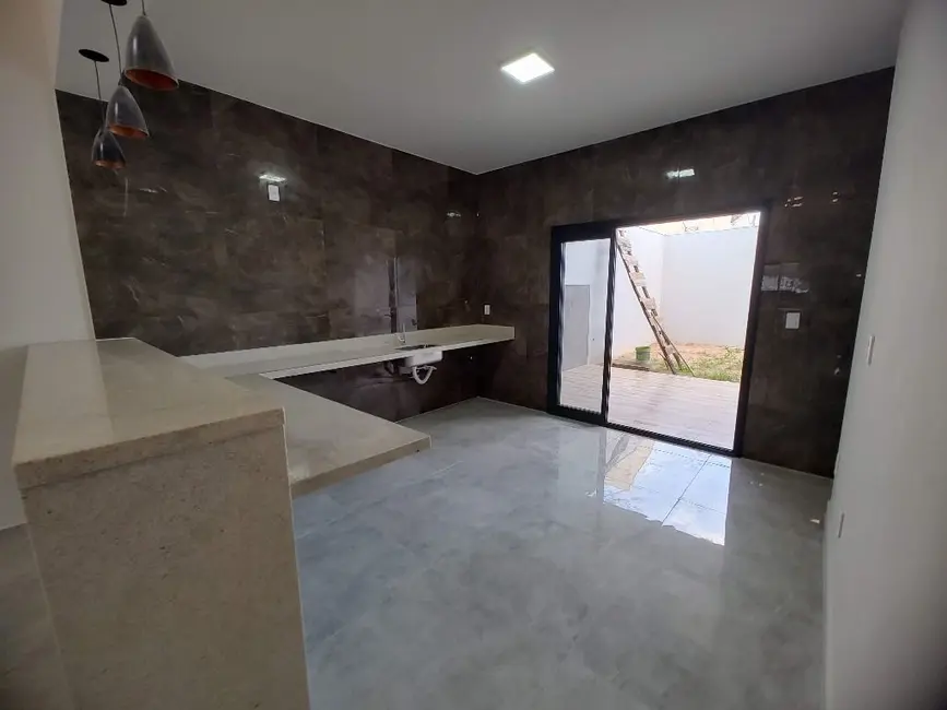 Foto 3 de Casa com 3 quartos à venda, 250m2 em Itupeva - SP