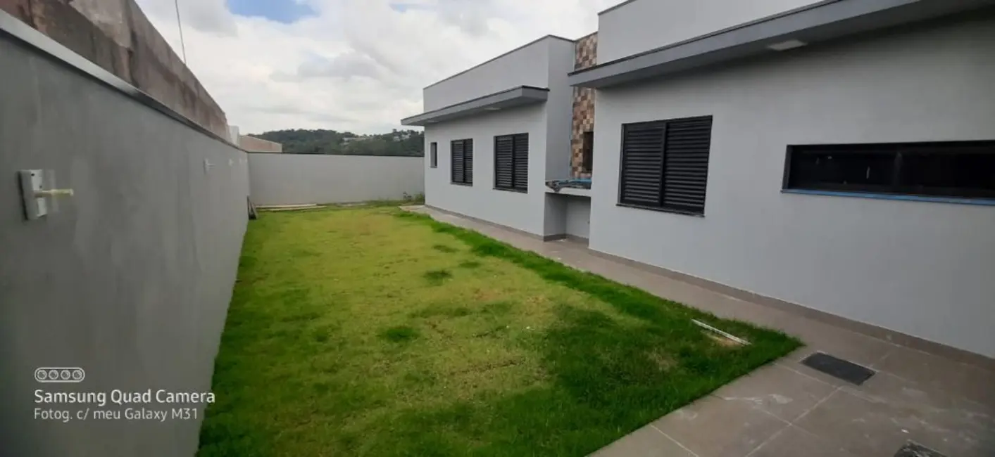 Casa com 3 quartos à venda, 300m2 em Itupeva - SP - imagem 6 Foto 6 de Casa com 3 quartos à venda, 300m2 em Itupeva - SP