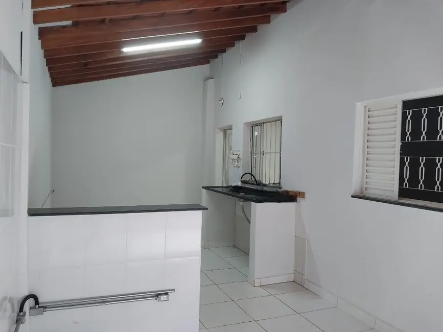 Foto 8 de Casa com 3 quartos à venda, 200m2 em Elias Fausto - SP