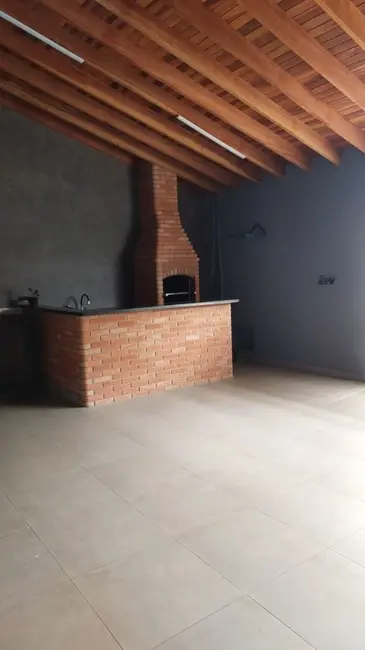 Foto 2 de Casa com 2 quartos à venda, 200m2 em Elias Fausto - SP