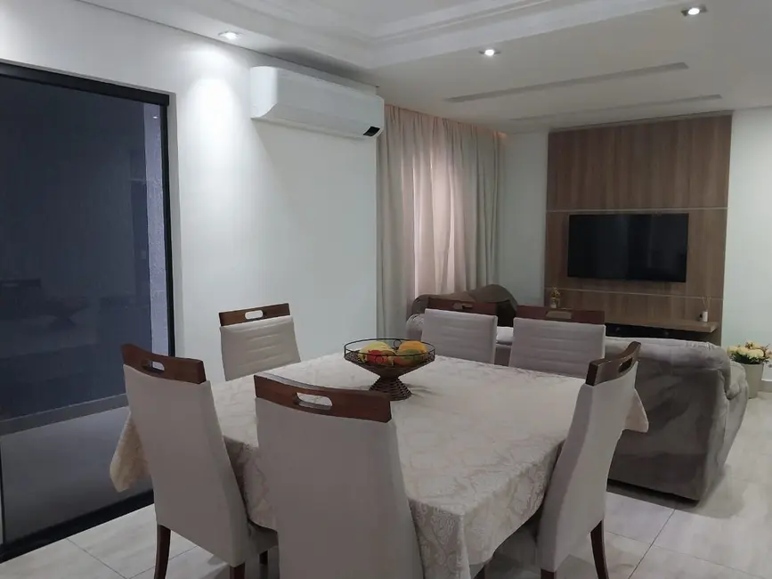 Foto 9 de Casa com 2 quartos à venda, 200m2 em Elias Fausto - SP