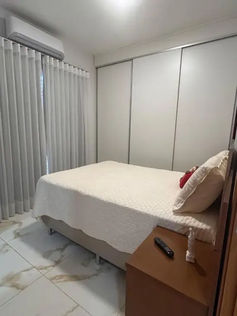 Sobrado com 4 quartos à venda, 300m2 em Itupeva - SP - imagem 8 Foto 8 de Sobrado com 4 quartos à venda, 300m2 em Itupeva - SP