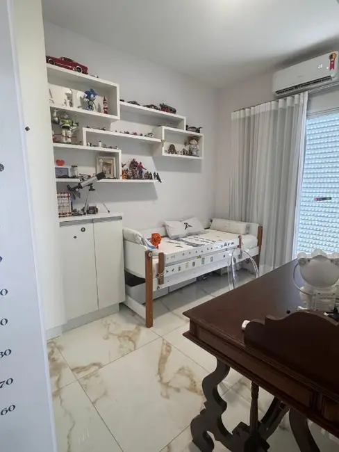 Sobrado com 4 quartos à venda, 300m2 em Itupeva - SP - imagem 7 Foto 7 de Sobrado com 4 quartos à venda, 300m2 em Itupeva - SP