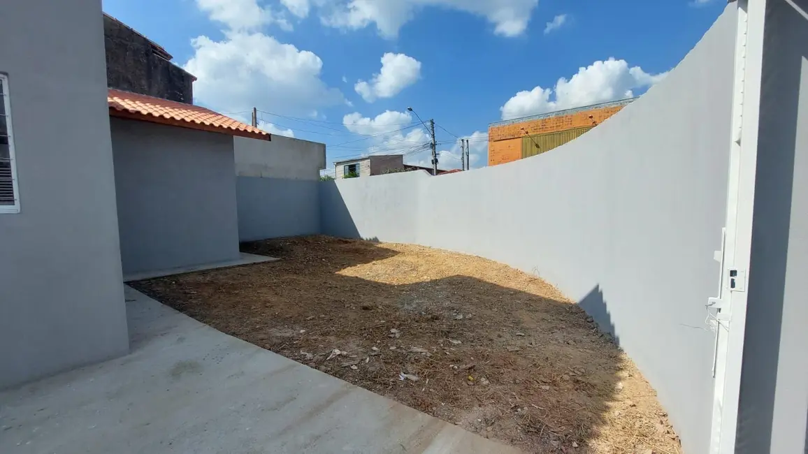 Foto 2 de Casa com 2 quartos à venda, 150m2 em Elias Fausto - SP