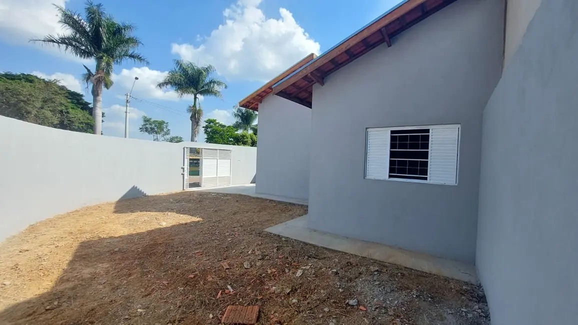 Foto 3 de Casa com 2 quartos à venda, 150m2 em Elias Fausto - SP