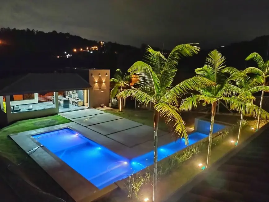 Foto 2 de Casa de Condomínio com 3 quartos para alugar, 1260m2 em Itupeva - SP