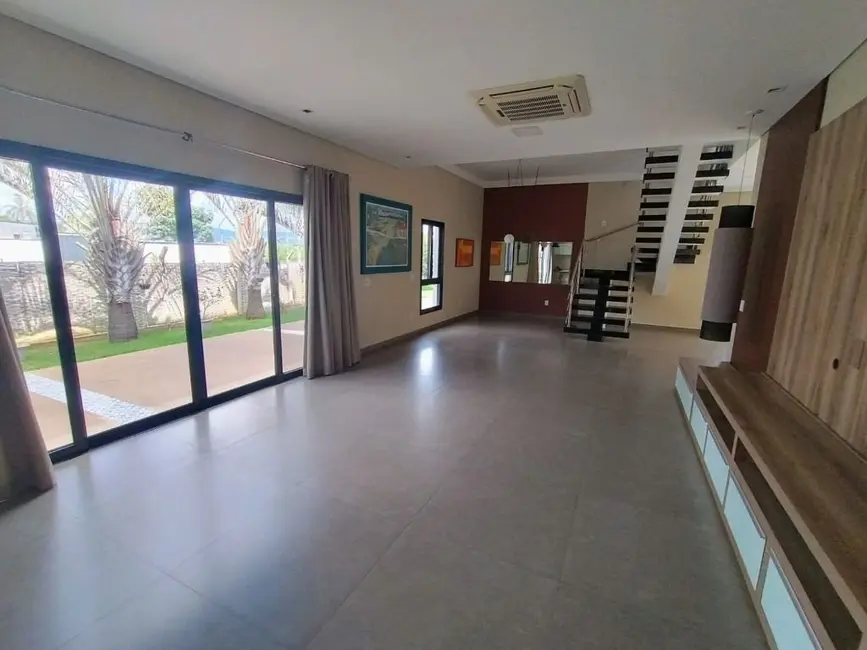 Chácara com 4 quartos à venda, 1073m2 em Itupeva - SP - imagem 6 Foto 6 de Chácara com 4 quartos à venda, 1073m2 em Itupeva - SP