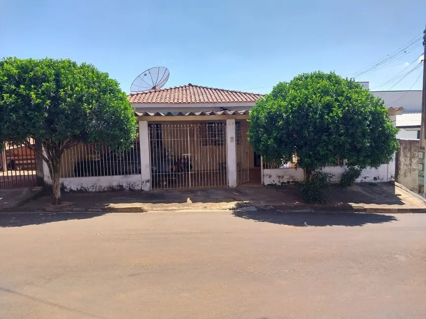 Foto 1 de Casa com 3 quartos à venda, 268m2 em Elias Fausto - SP