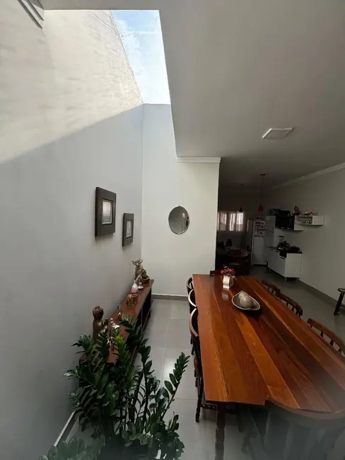 Foto 7 de Casa com 3 quartos à venda, 257m2 em Elias Fausto - SP