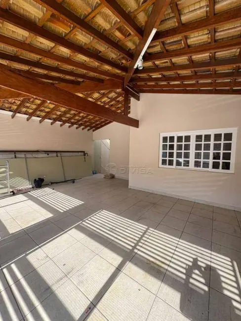 Foto 2 de Sobrado com 3 quartos à venda, 200m2 em Itupeva - SP