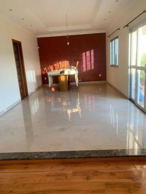 Casa de Condomínio com 4 quartos à venda, 1230m2 em Jardim Tereza Cristina, Jundiai - SP - imagem 2 Foto 2 de Casa de Condomínio com 4 quartos à venda, 1230m2 em Jardim Tereza Cristina, Jundiai - SP