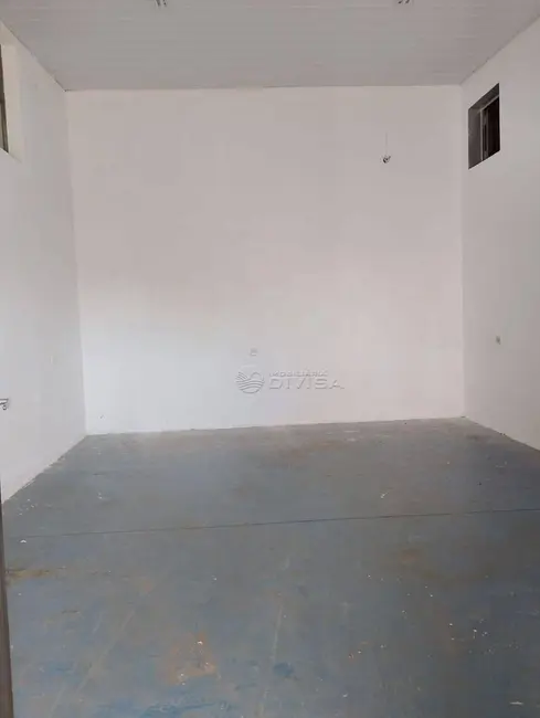 Foto 3 de Armazém / Galpão à venda, 1237m2 em Elias Fausto - SP