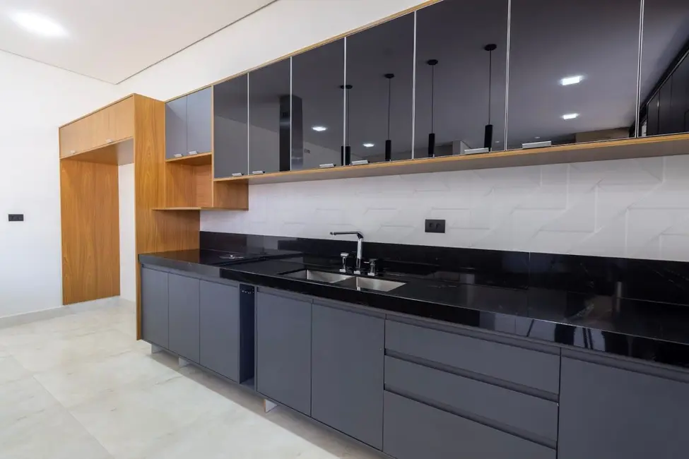 Foto 5 de Casa com 3 quartos à venda, 300m2 em Indaiatuba - SP