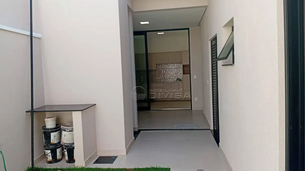 Foto 2 de Casa com 3 quartos à venda, 203m2 em Indaiatuba - SP