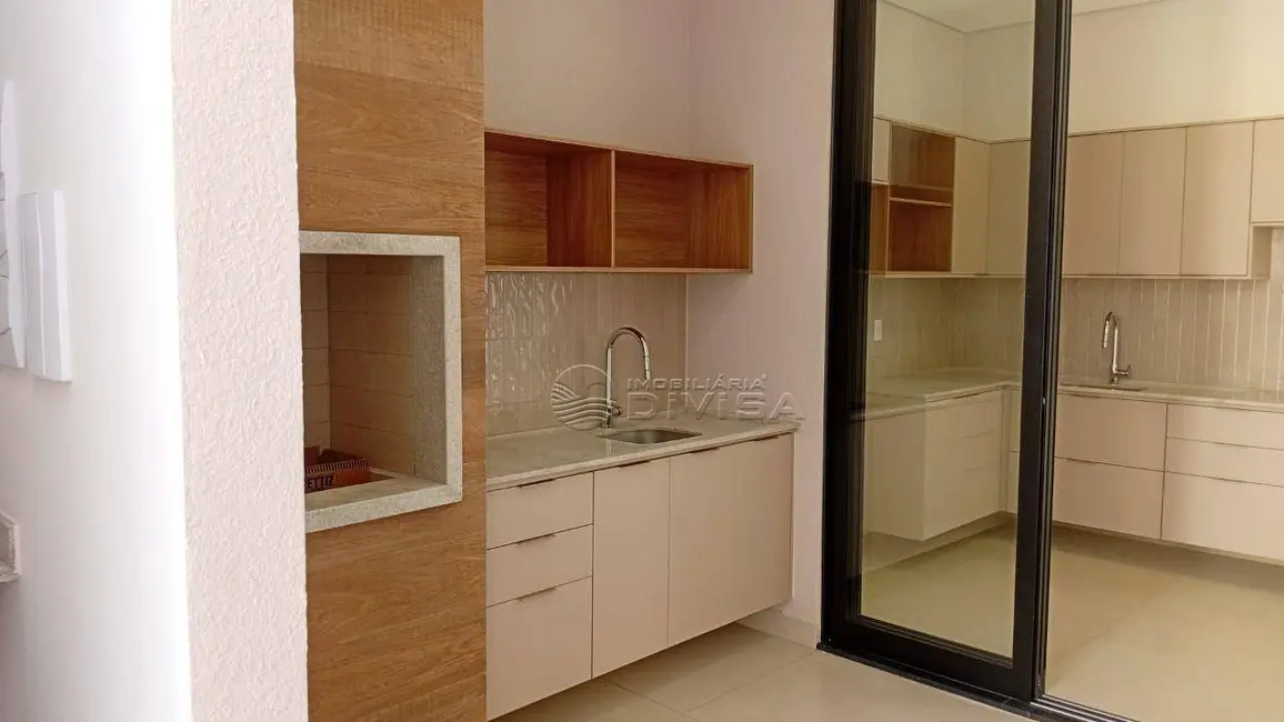 Foto 9 de Casa com 3 quartos à venda, 203m2 em Indaiatuba - SP