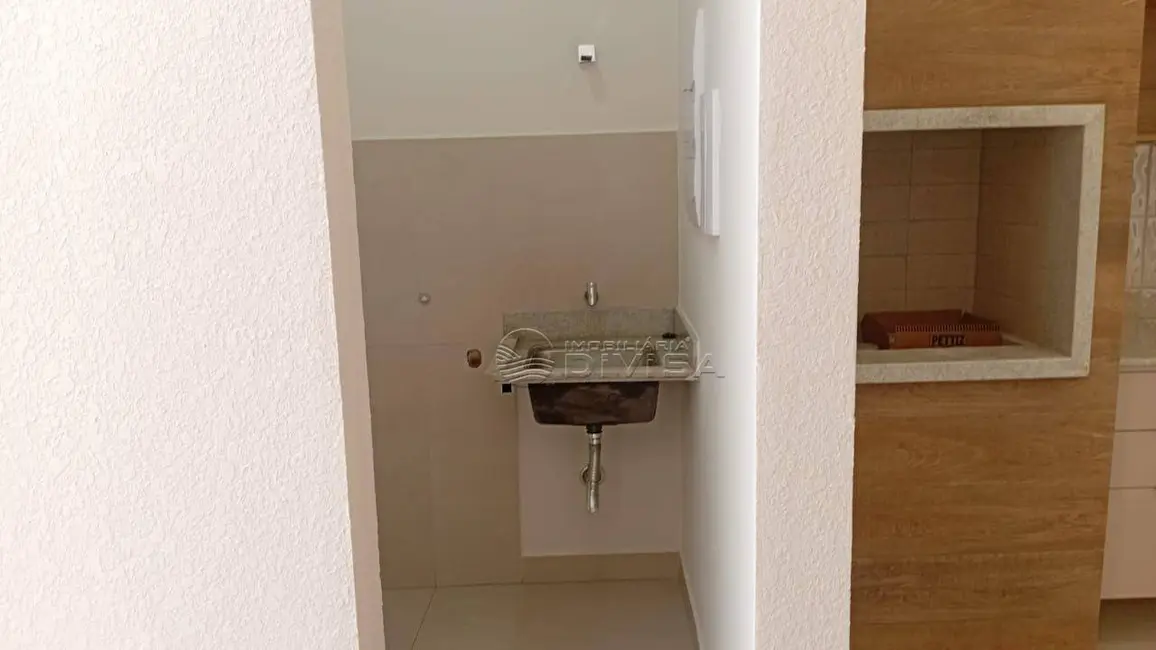 Foto 3 de Casa com 3 quartos à venda, 203m2 em Indaiatuba - SP