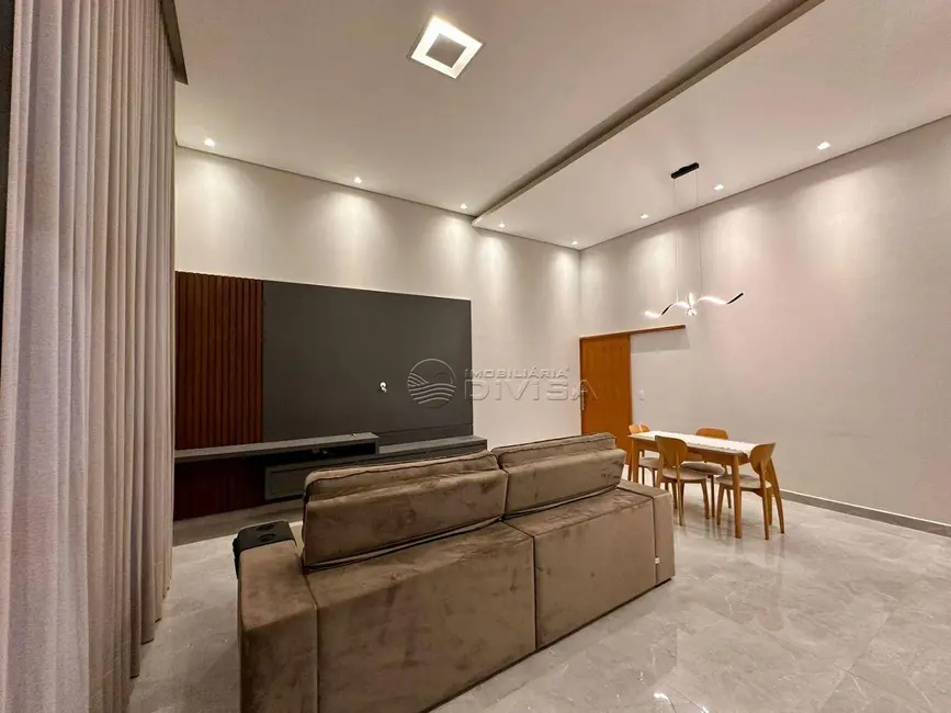 Foto 4 de Casa com 3 quartos à venda, 300m2 em Indaiatuba - SP