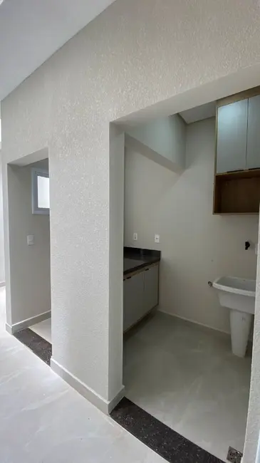 Casa com 3 quartos à venda, 150m2 em Indaiatuba - SP - imagem 4 Foto 4 de Casa com 3 quartos à venda, 150m2 em Indaiatuba - SP