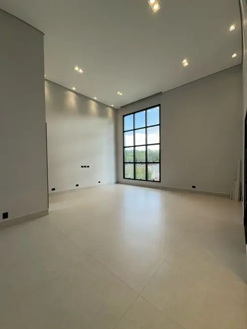 Foto 5 de Casa com 3 quartos à venda, 300m2 em Indaiatuba - SP