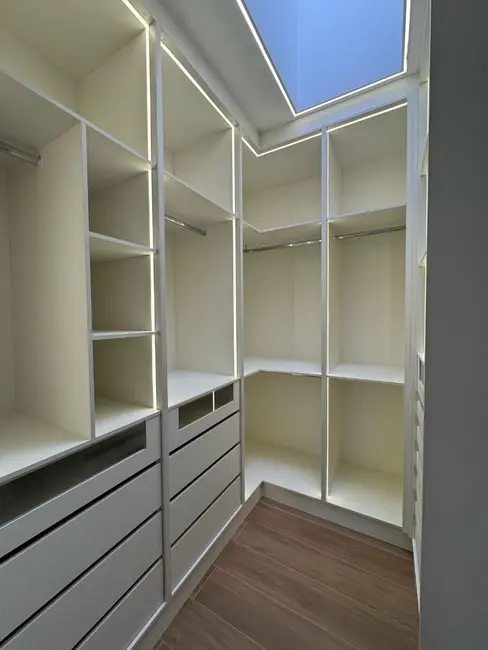 Foto 8 de Casa com 3 quartos à venda, 300m2 em Indaiatuba - SP