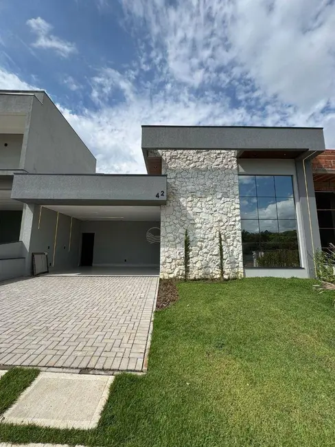 Foto 1 de Casa com 3 quartos à venda, 300m2 em Indaiatuba - SP