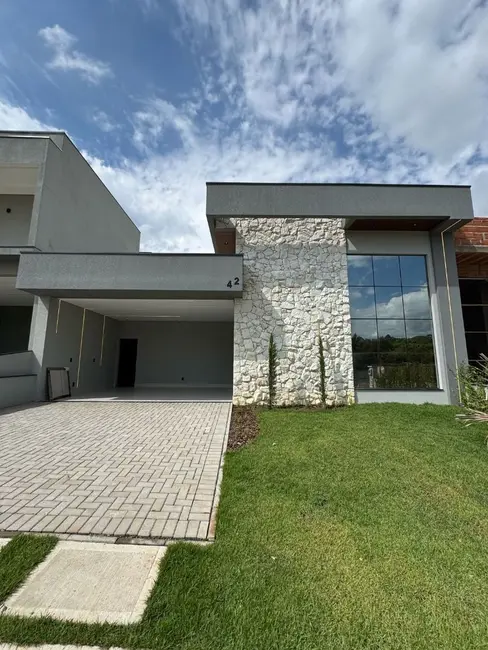Foto 1 de Casa com 3 quartos à venda, 300m2 em Indaiatuba - SP
