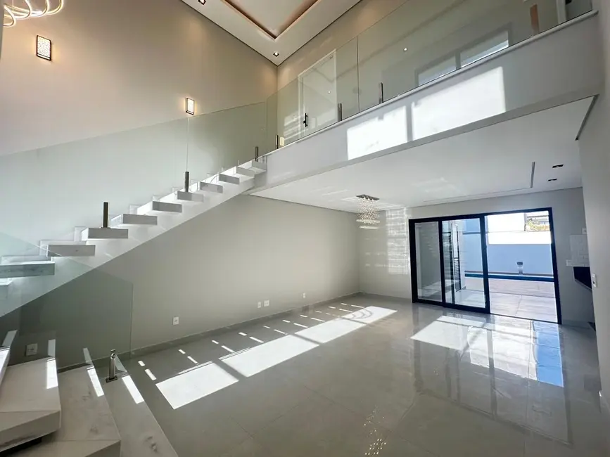 Foto 4 de Casa com 3 quartos à venda, 218m2 em Indaiatuba - SP