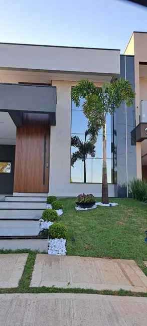 Foto 1 de Casa com 3 quartos à venda, 202m2 em Indaiatuba - SP