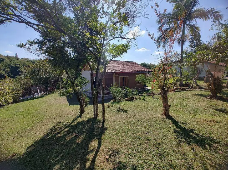 Chácara com 2 quartos à venda, 1782m2 em Itupeva - SP - imagem 3 Foto 3 de Chácara com 2 quartos à venda, 1782m2 em Itupeva - SP