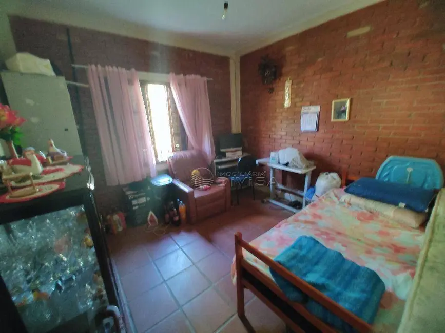 Chácara com 2 quartos à venda, 1782m2 em Itupeva - SP - imagem 9 Foto 9 de Chácara com 2 quartos à venda, 1782m2 em Itupeva - SP