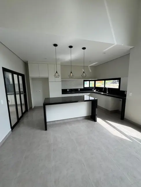 Foto 6 de Casa com 3 quartos à venda, 280m2 em Indaiatuba - SP