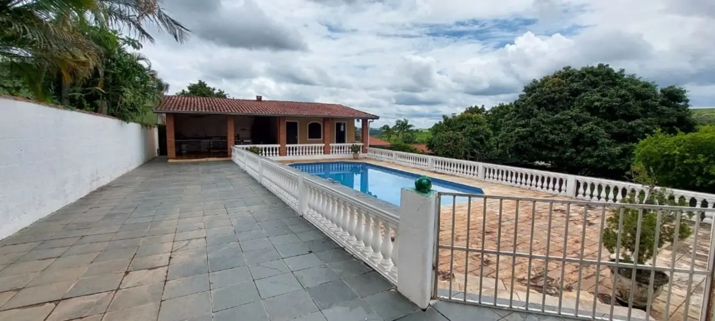 Chácara com 3 quartos à venda, 1000m2 em Itupeva - SP - imagem 2 Foto 2 de Chácara com 3 quartos à venda, 1000m2 em Itupeva - SP